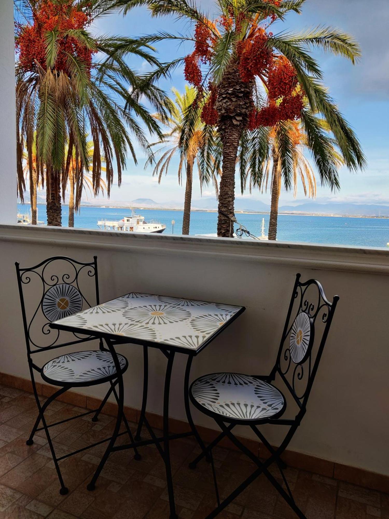 Casa Graziella Apartment Sant'Antioco Exterior photo